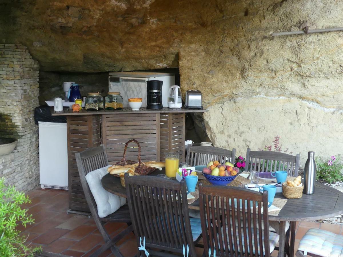 Les 3 Saisons Bed & Breakfast Cucuron Dış mekan fotoğraf