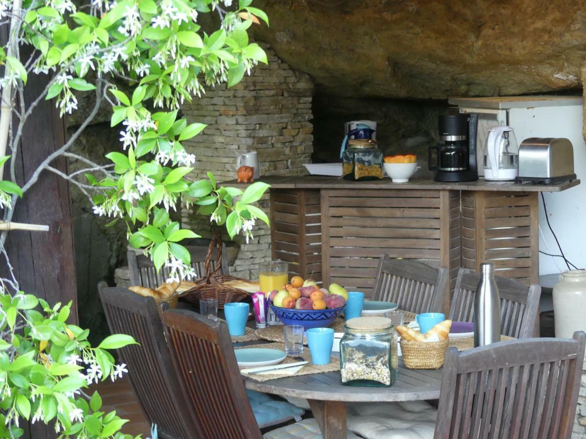 Les 3 Saisons Bed & Breakfast Cucuron Dış mekan fotoğraf